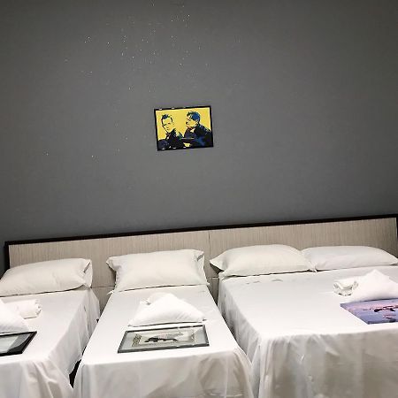 Hotel Paris Милано Екстериор снимка