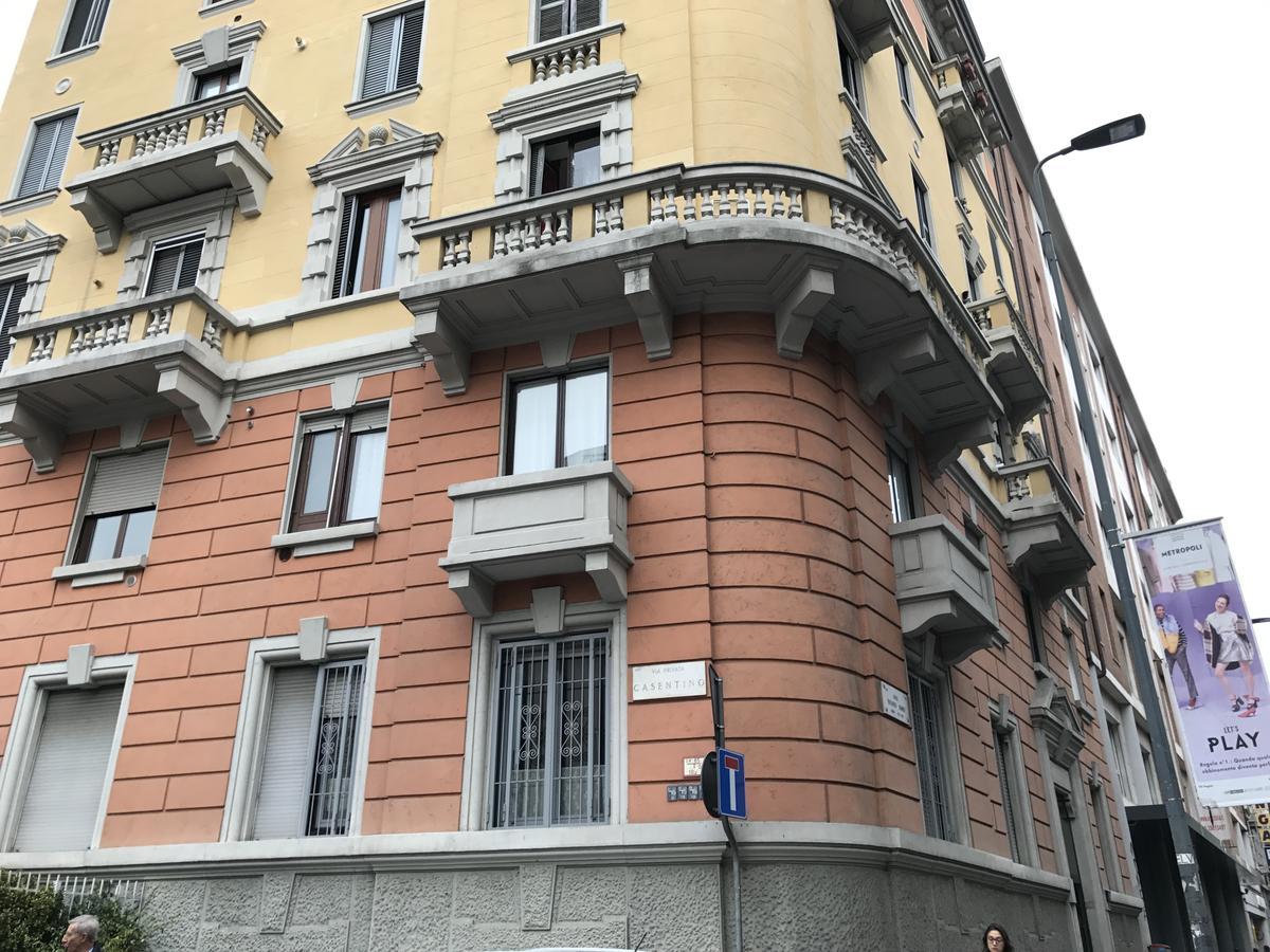 Hotel Paris Милано Екстериор снимка
